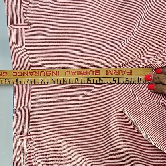 Talbots Perfect Cropped Pants Sz 16 Red And White Striped - Picture 12 of 13